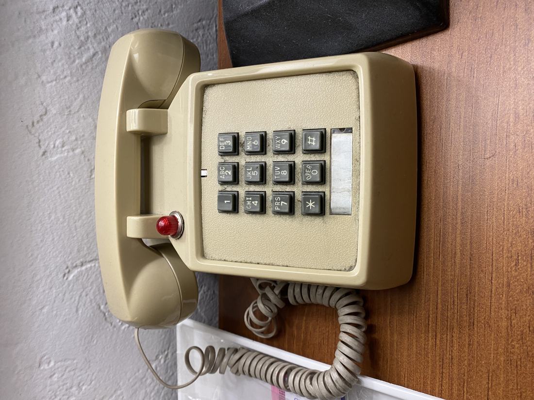 Altes Telefon mit Hörer